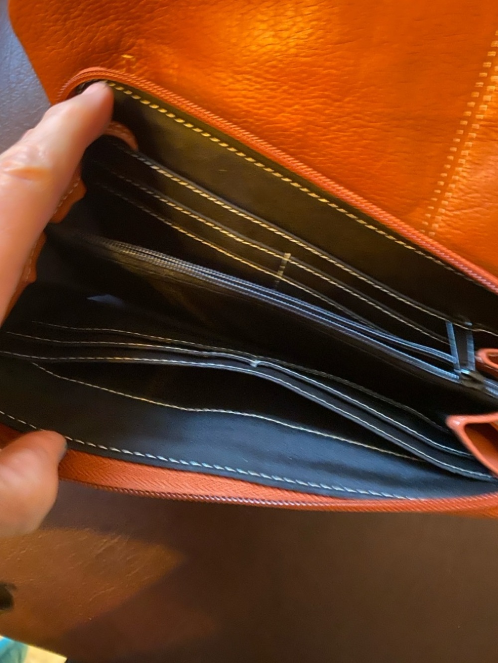 NEW set Tignanello  Brown Italian Leather Shoulder/Tote and matching wallet set. - Picture 5 of 13